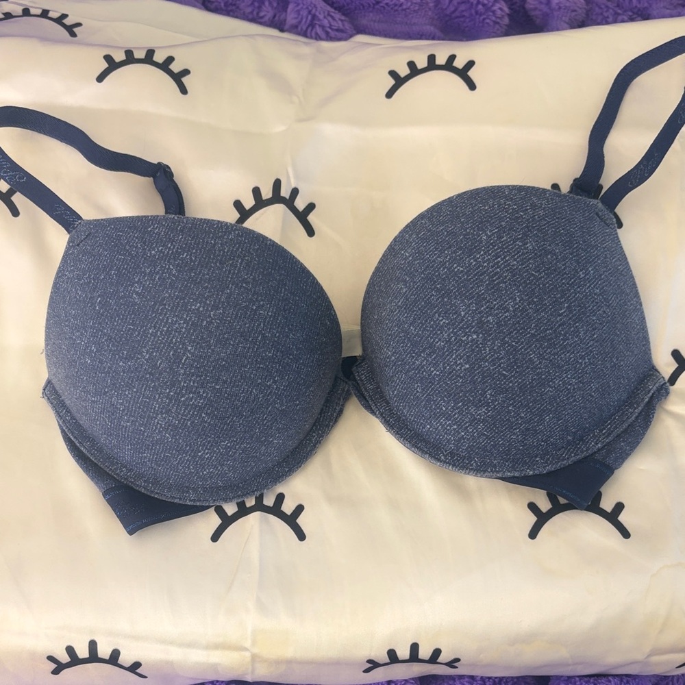 Victoria’s Secret Pink Wear Everywhere Super Push up Bra